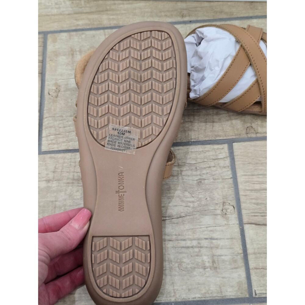 Minnetonka New Sunny Thong Sandals Flip flops size 10 Leather - Picture 3 of 7